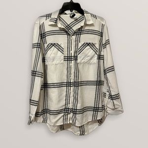 H&M Black and White Plaid Flannel Size 6